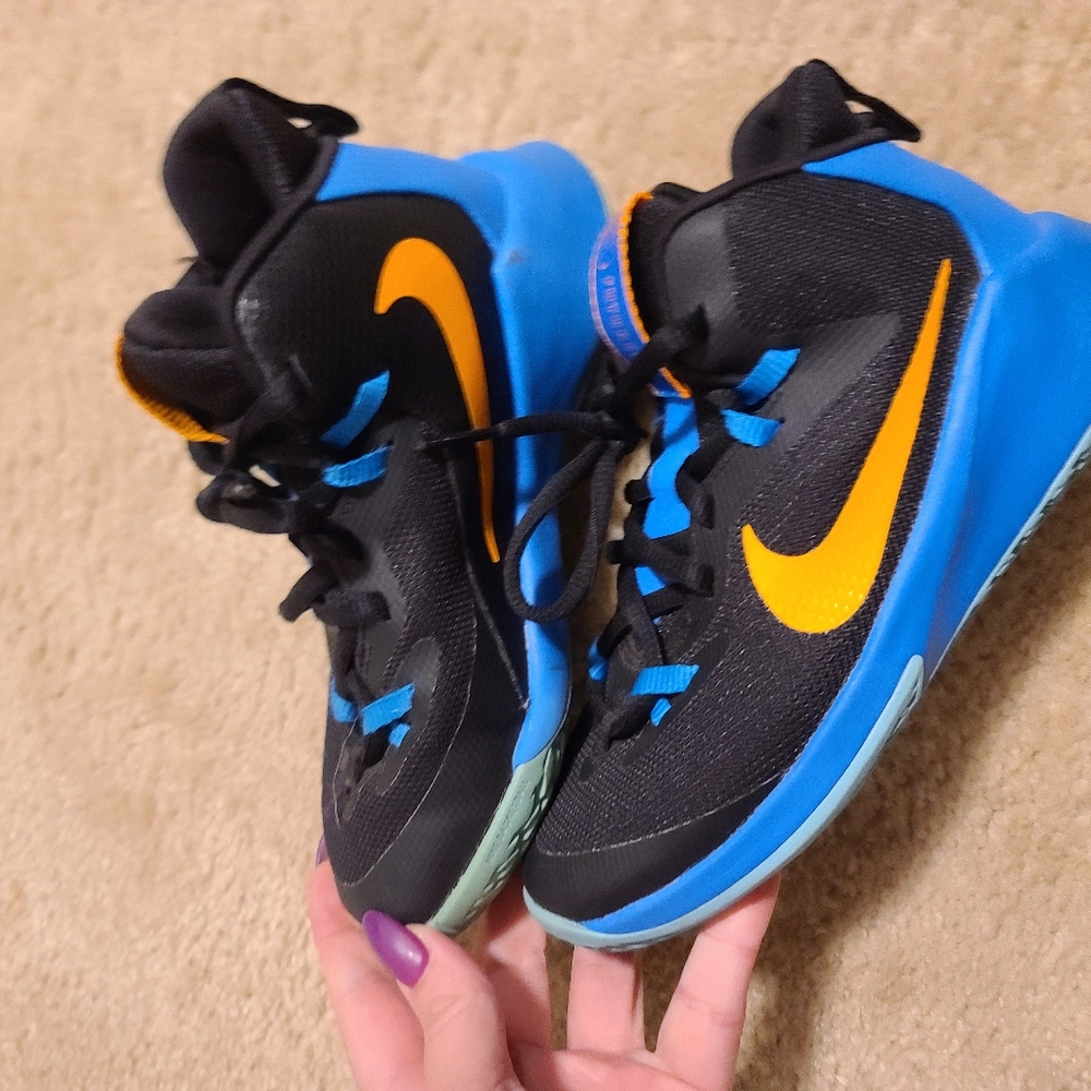 Boys Nike lebrons size 1